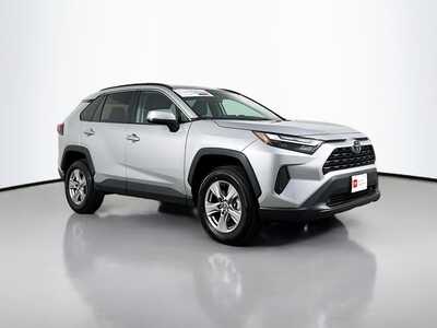 2025 Toyota RAV4, $33977. Photo 1