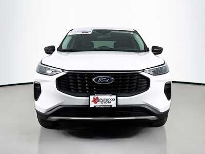 2025 Ford Escape, $24878. Photo 2