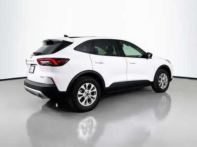 2025 Ford Escape, $24878. Photo 7