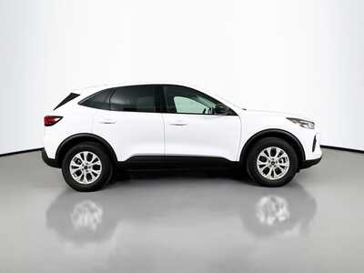 2025 Ford Escape, $24878. Photo 8