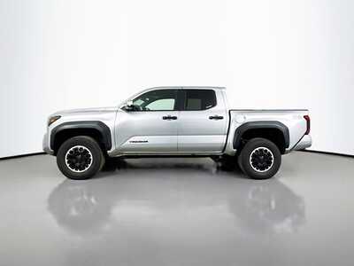 2024 Toyota Tacoma, $39477. Photo 4