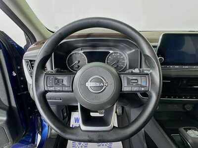 2022 Nissan Rogue, $23916. Photo 11