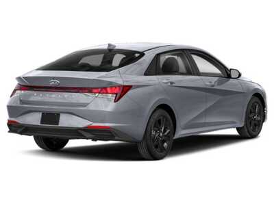 2021 Hyundai Elantra, $16977. Photo 5