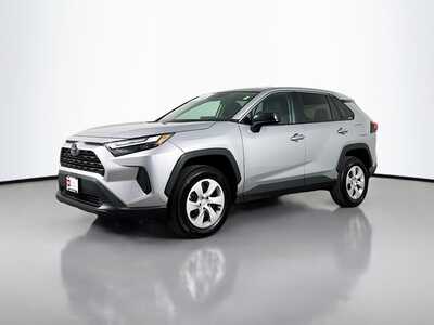 2024 Toyota RAV4, $29977. Photo 3