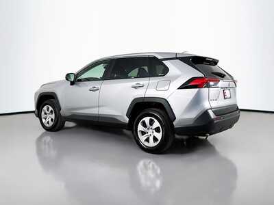 2024 Toyota RAV4, $29977. Photo 5