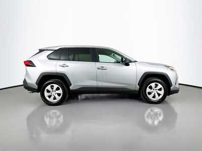 2024 Toyota RAV4, $29977. Photo 8