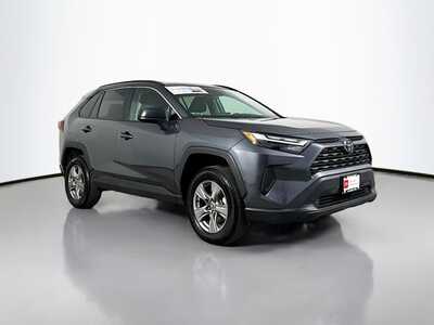 2025 Toyota RAV4, $34977. Photo 1