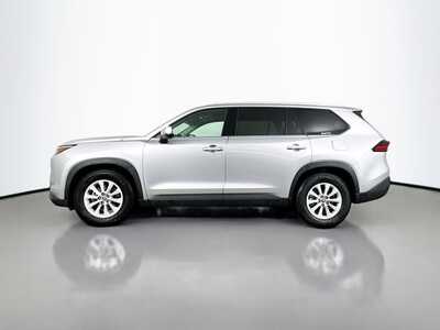 2025 Toyota Grand Highlander, $47977. Photo 4