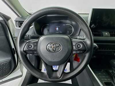 2024 Toyota RAV4, $31977. Photo 11