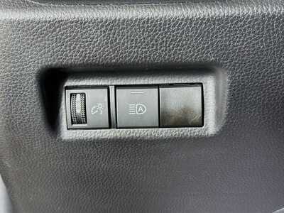 2024 Toyota RAV4, $29977. Photo 10