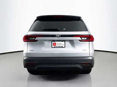 2025 Toyota Grand Highlander, $47977. Photo 6