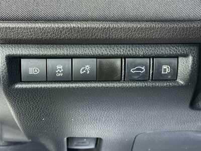 2025 Toyota Camry, $26977. Photo 10