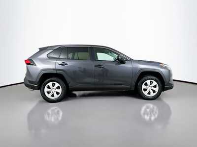 2024 Toyota RAV4, $31477. Photo 8