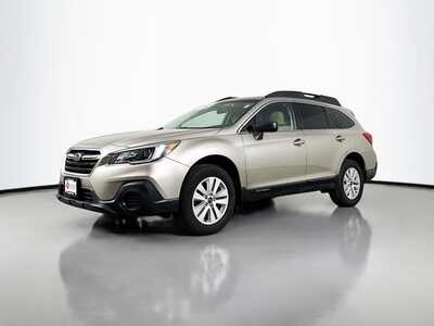 2019 Subaru Outback, $17977. Photo 3