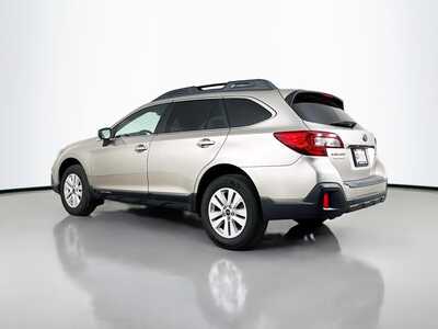 2019 Subaru Outback, $17977. Photo 5