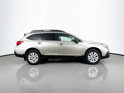 2019 Subaru Outback, $17977. Photo 8