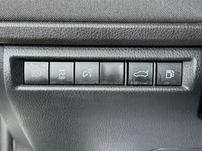 2025 Toyota Camry, $26986. Photo 10