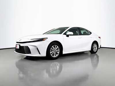2025 Toyota Camry, $26986. Photo 3