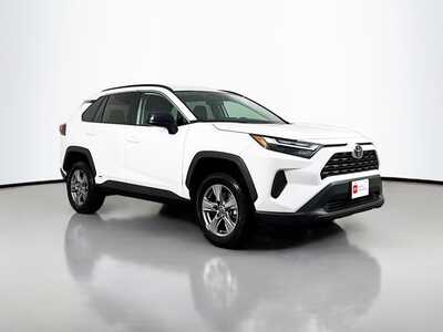 2025 Toyota RAV4, $34977. Photo 1