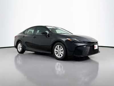 2025 Toyota Camry, $27477. Photo 1