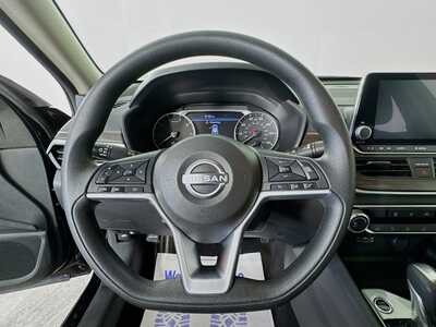 2024 Nissan Altima, $19977. Photo 11