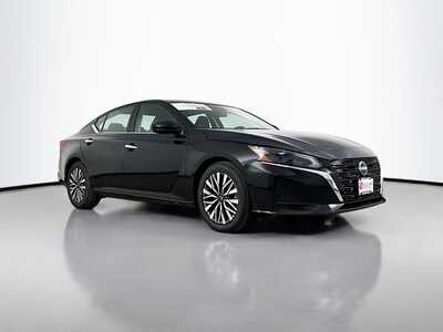 2024 Nissan Altima, $19977. Photo 1