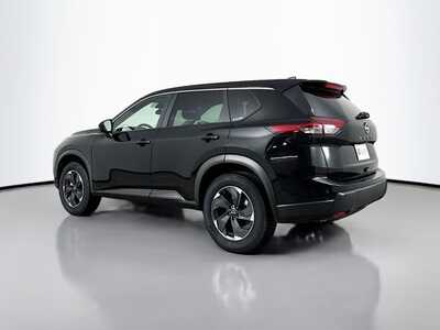 2025 Nissan Rogue, $24977. Photo 5
