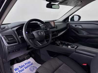 2025 Nissan Rogue, $24977. Photo 9