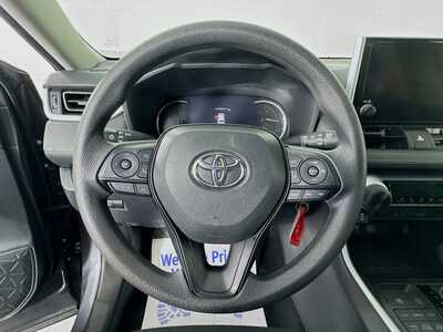 2024 Toyota RAV4, $29977. Photo 11