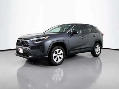 2024 Toyota RAV4, $29977. Photo 3
