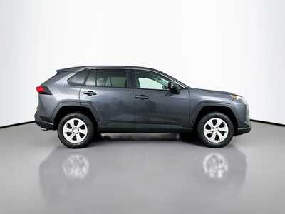 2024 Toyota RAV4, $29977. Photo 8