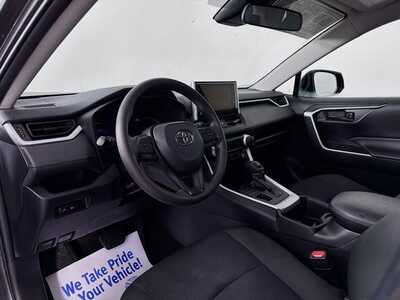 2024 Toyota RAV4, $29977. Photo 9