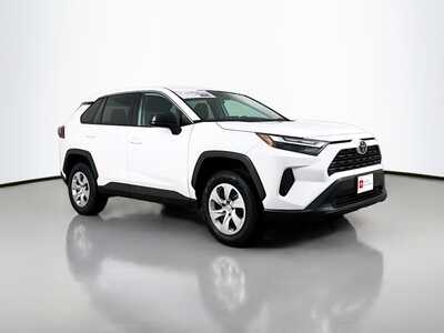 2024 Toyota RAV4, $30477. Photo 1