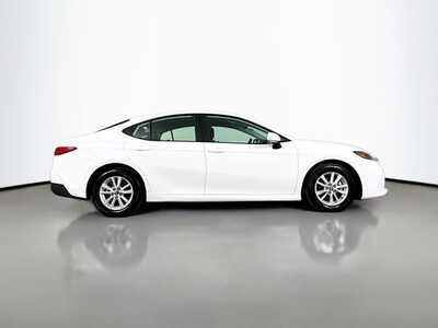 2025 Toyota Camry, $27989. Photo 8