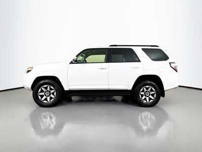 2024 Toyota 4Runner, $43977. Photo 4