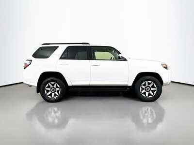 2024 Toyota 4Runner, $43977. Photo 8