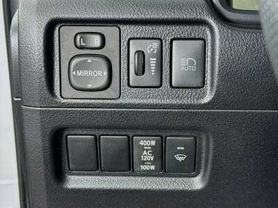 2024 Toyota 4Runner, $40977. Photo 10