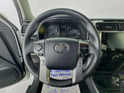 2024 Toyota 4Runner, $40977. Photo 11
