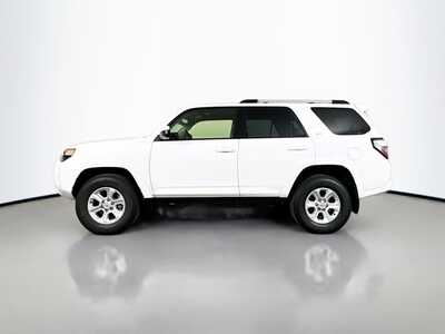 2024 Toyota 4Runner, $40977. Photo 4