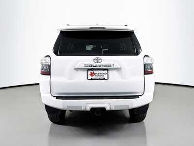2024 Toyota 4Runner, $40977. Photo 6