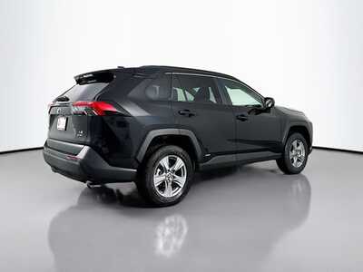 2025 Toyota RAV4, $34977. Photo 7
