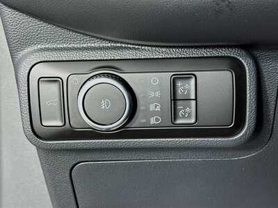 2025 Ford Explorer, $39977. Photo 10