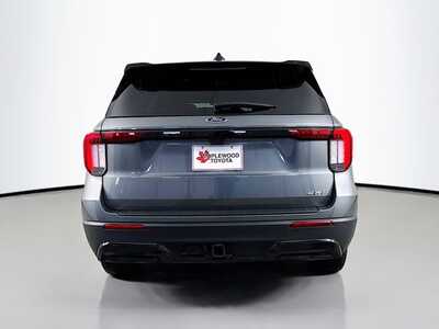 2025 Ford Explorer, $39977. Photo 6