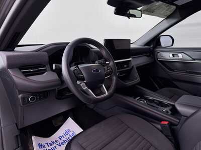 2025 Ford Explorer, $39977. Photo 9