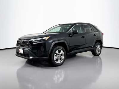 2025 Toyota RAV4, $33977. Photo 3
