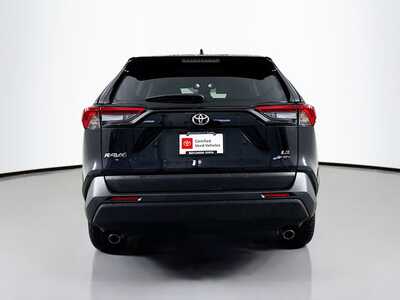 2025 Toyota RAV4, $33977. Photo 6