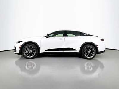 2026 Toyota Crown, $46977. Photo 4