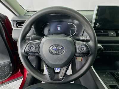 2024 Toyota RAV4, $28977. Photo 11