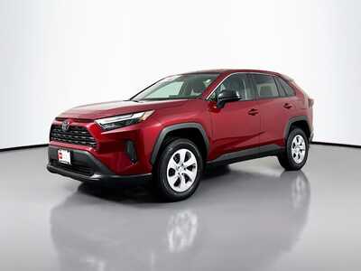 2024 Toyota RAV4, $28977. Photo 3