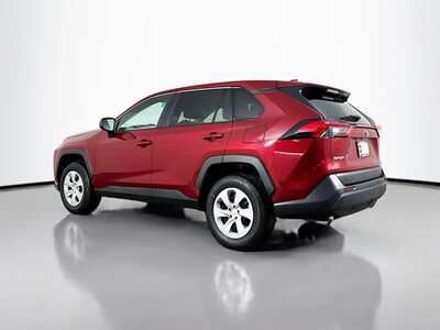 2024 Toyota RAV4, $28977. Photo 5